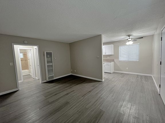 3rd image of 1570 N Henderson Ave #5