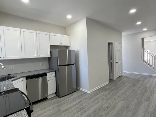 1806 E Lanvale St, Baltimore, MD 21213