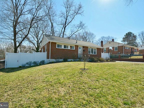 3rd image of 6119 Algona Ct