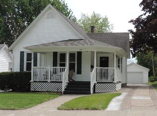 747 15th Ave S, Clinton, IA 52732
