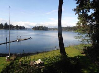 952 Lower Oyster Bay Dr APT D, Bremerton, WA 98312