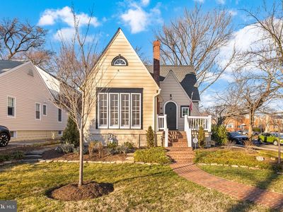 1 W Oak St, Alexandria, VA, 22301