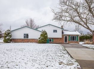 7214 Lynbrook Dr, Bedford, OH