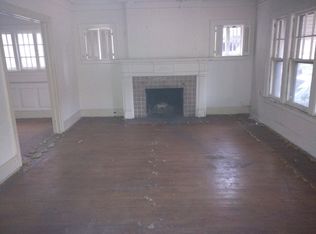 2285 Glynn Ct, Detroit, MI 48206