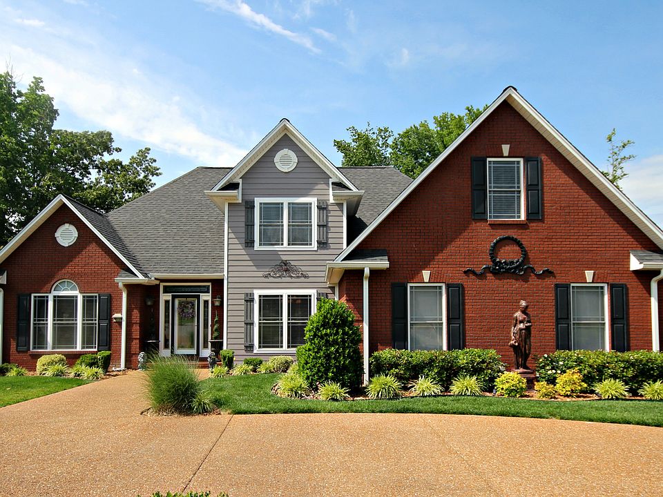1st image of 389 Brookside Dr