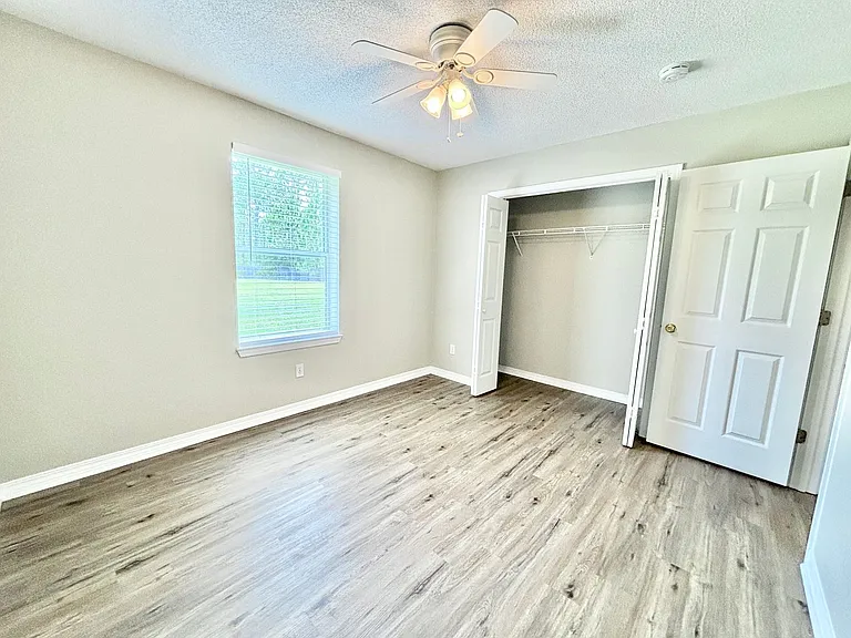 5087 Cassia Dr — Photo 15