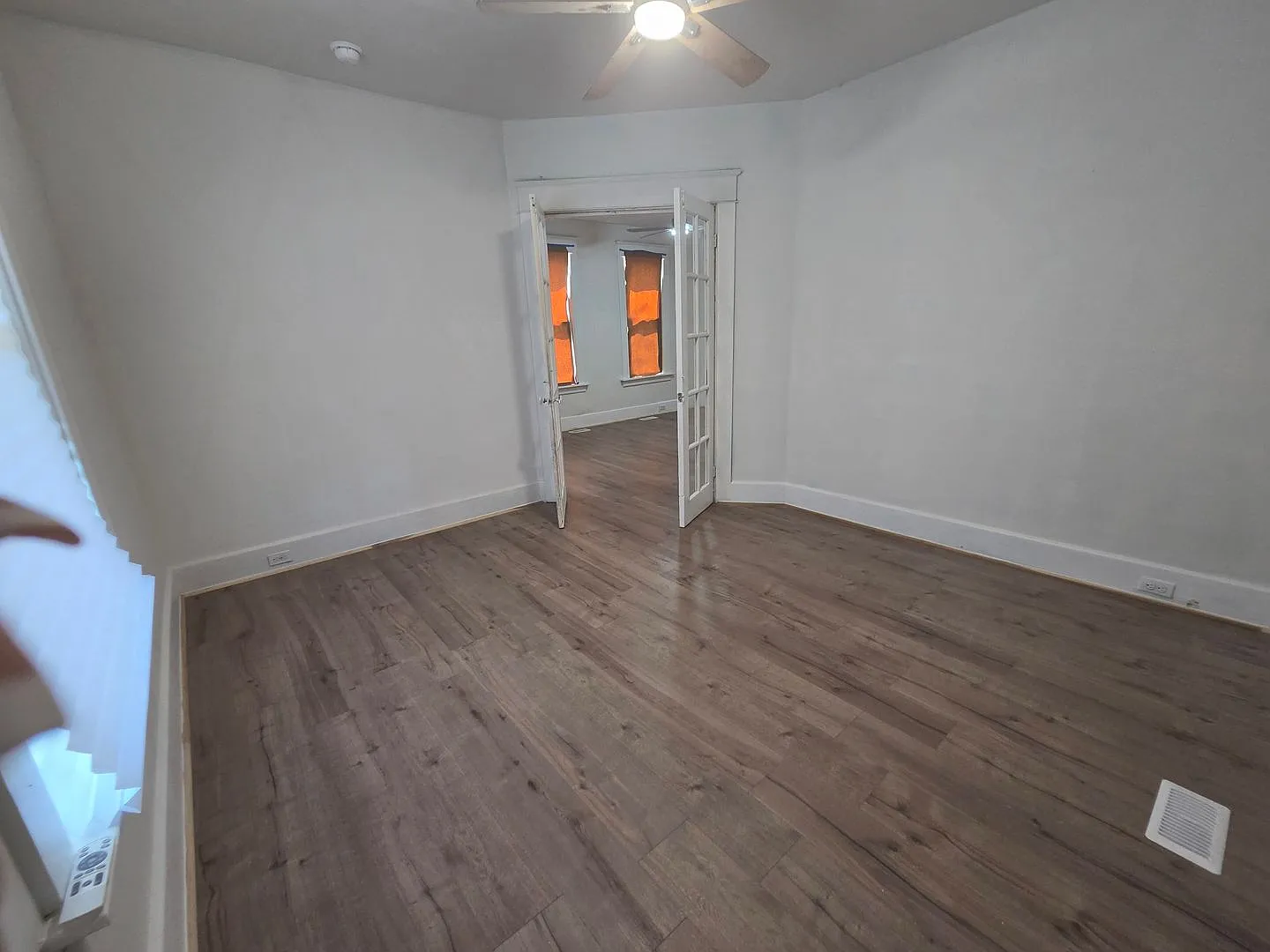 Lower newly remodeled 3 bedroom unit — Photo 4