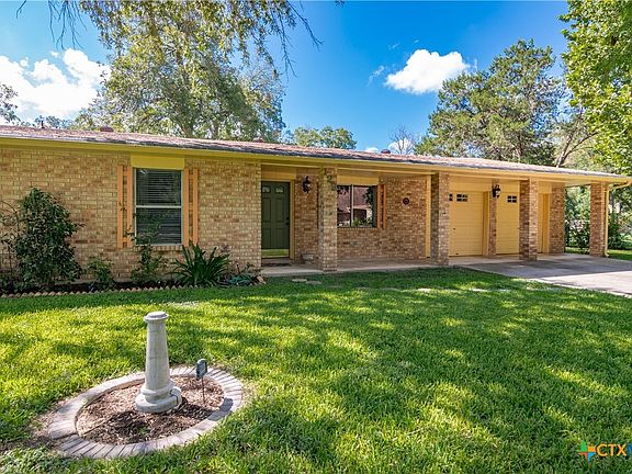 4th image of 129 Nueces Ln