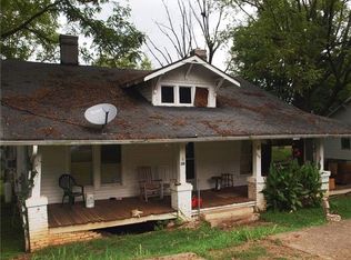 230 W B St #17, Newton, NC 28658