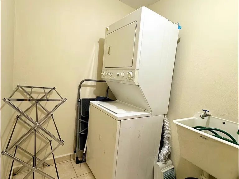 60 Calle Amapola Condominio Coconut Ct #204 — Photo 20