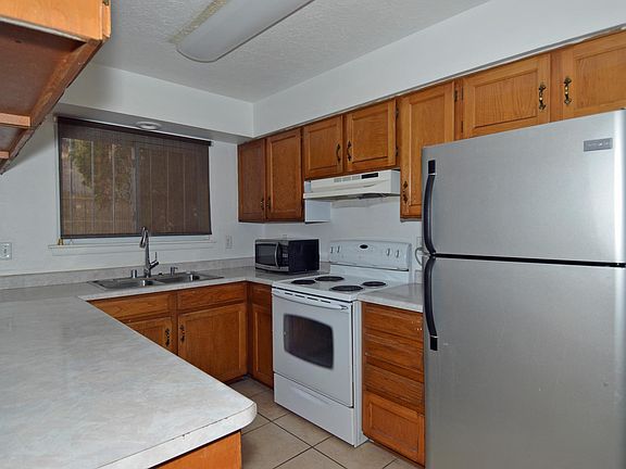 2nd image of 7129 Coulson Dr NE
