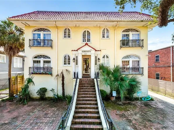 2615 S Carrollton Ave APT D, New Orleans, LA 70118