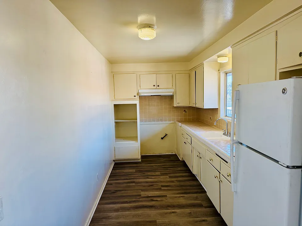 6046 Fayette St #9