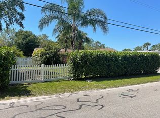 322 SW Salerno Rd, Stuart, FL 34997