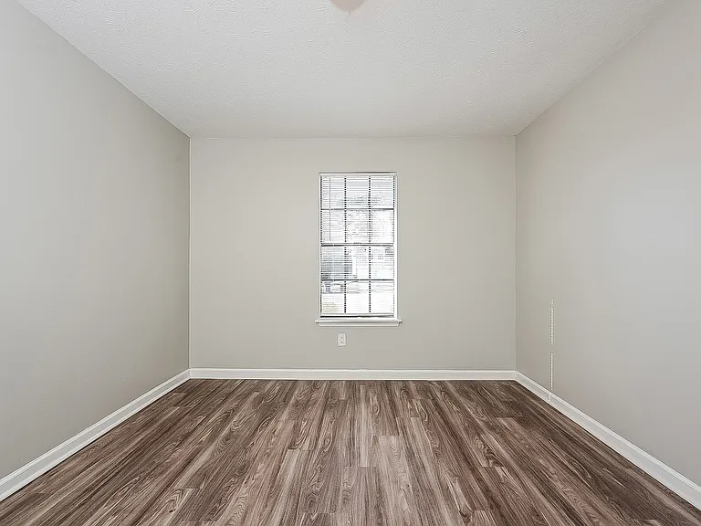 6698 Bent Creek Dr — Photo 14