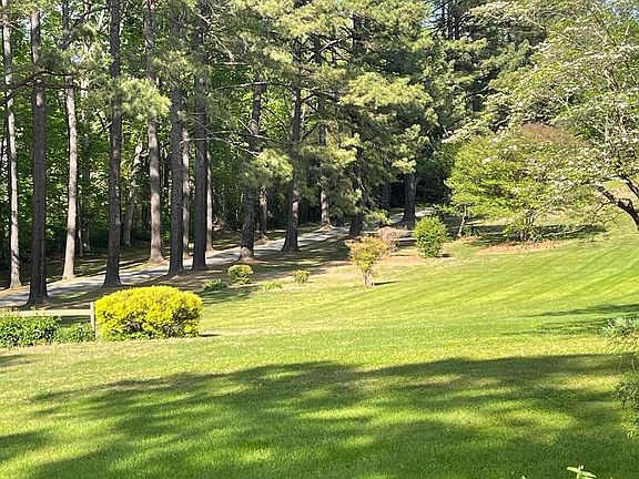 4th image of 10804 Lake Jackson Dr