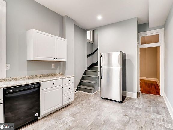 4th image of 1626 E Biddle St