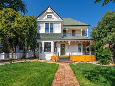 1764 Chestnut St, Redding, CA, 96001