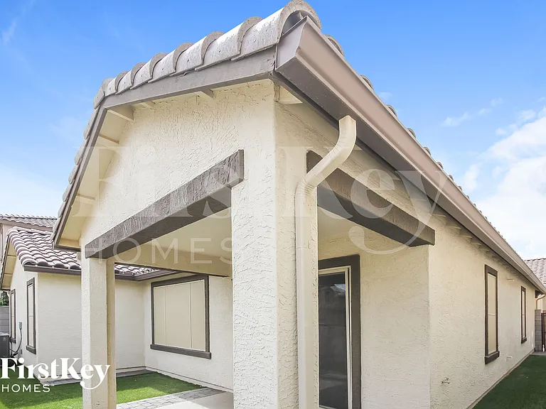16570 W Sierra St — Photo 14
