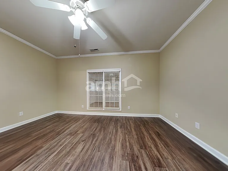 1268 Beaverton Trl — Photo 9