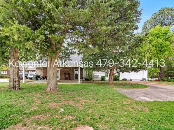 255 W Lawson St #2, Fayetteville, AR 72703