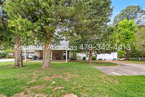 255 W Lawson St #2 Photo 1 255 W Lawson St #2 Photo 1