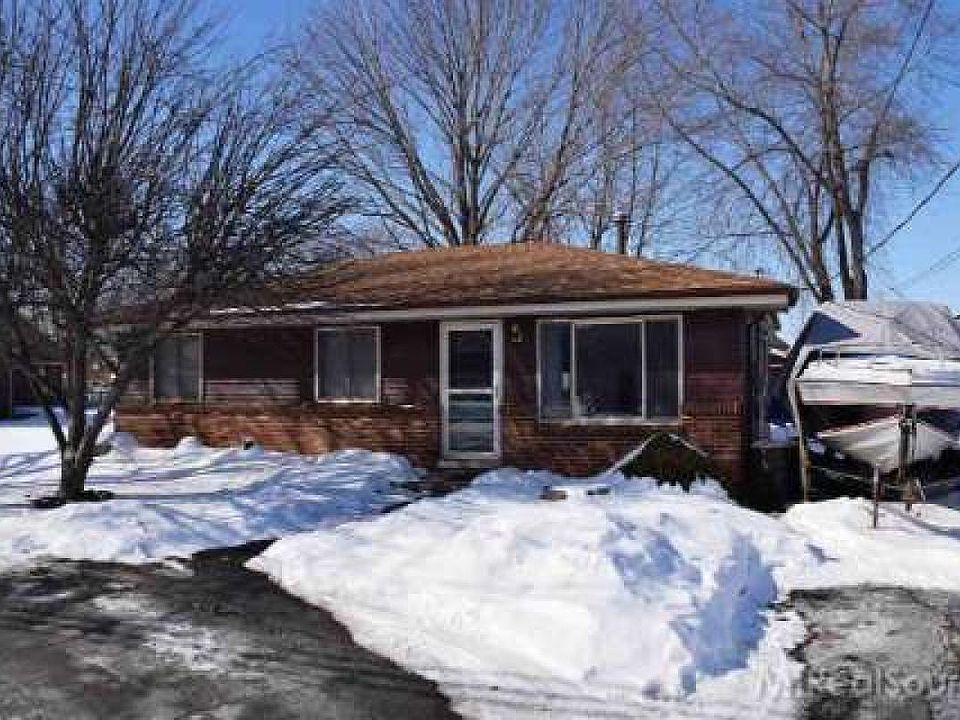 1st image of 38185 Circle Dr