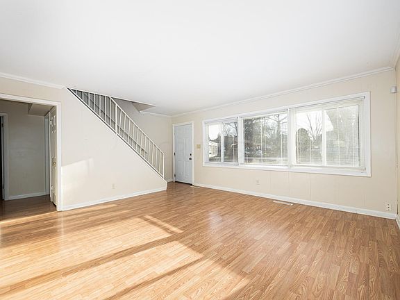 4th image of 4766 Huxley Ct