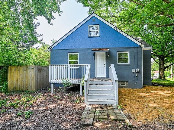 4th image of 7368 Bernard Ave