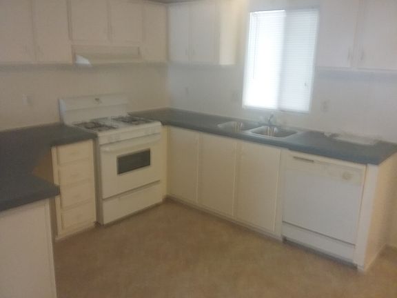 5th image of 1150 N Kirby St Space 102