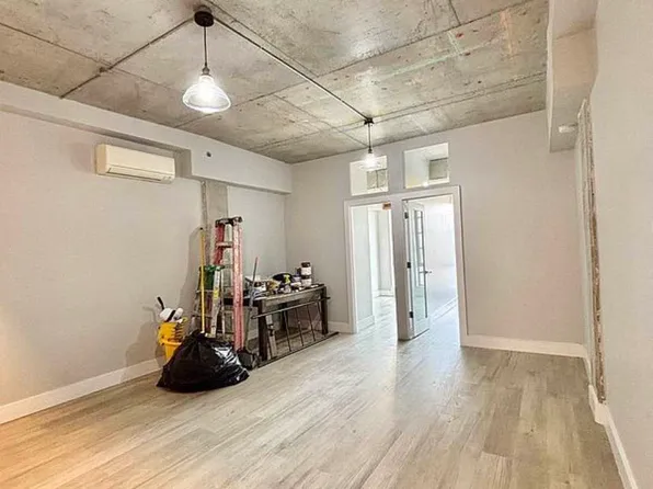 1930 Bedford Avenue image 4 of 11