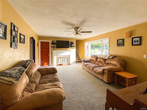 4th image of 604 Parsons Dr