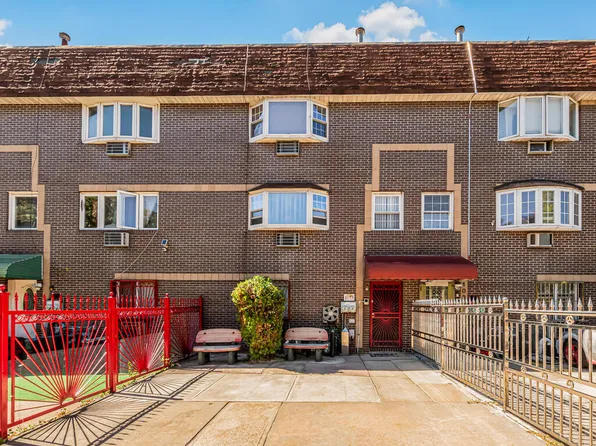 1035 Bryant Avenue image 2 of 37