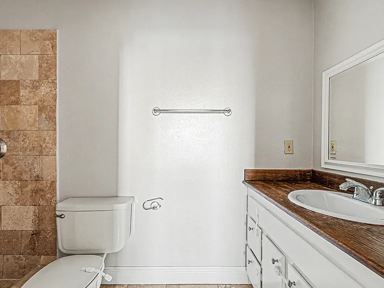 5222 Fleetwood Oaks Ave #111 — Photo 11