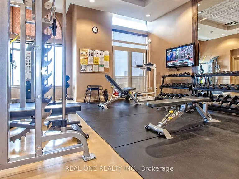 385 Prince Of Wales Dr #1311 — Photo 19