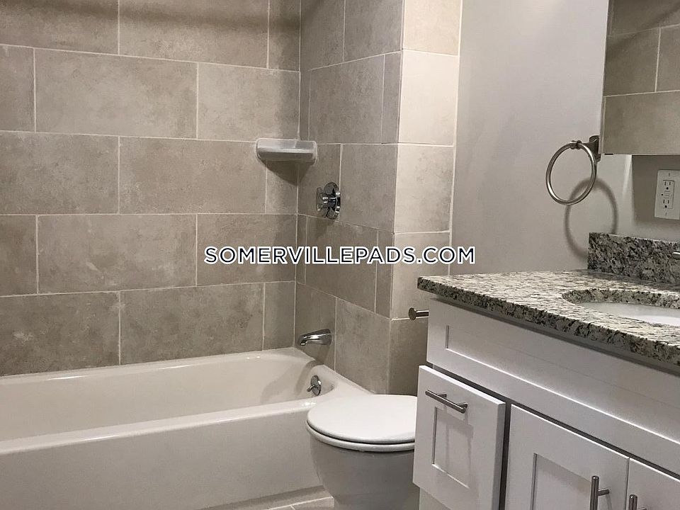 2nd image of 287 Beacon St #1K