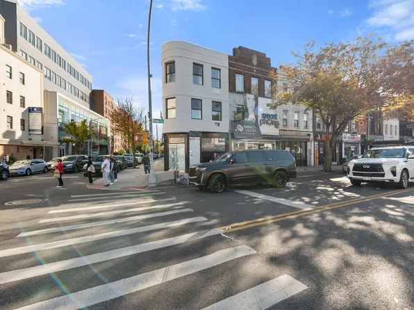 1769 East 13th Street image 9 of 17