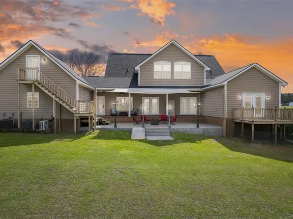 5790 Wooddell Dr, Waycross, GA 31503