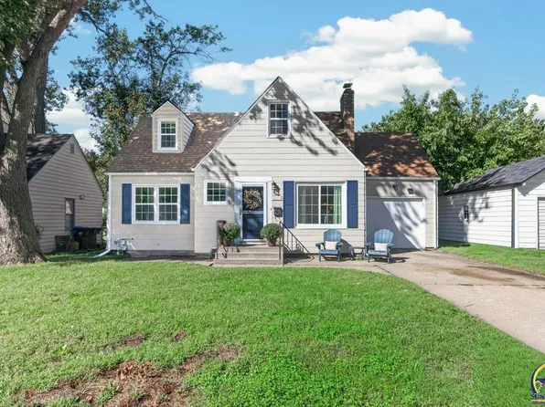 811 SW Randolph Ave, Topeka, KS 66606