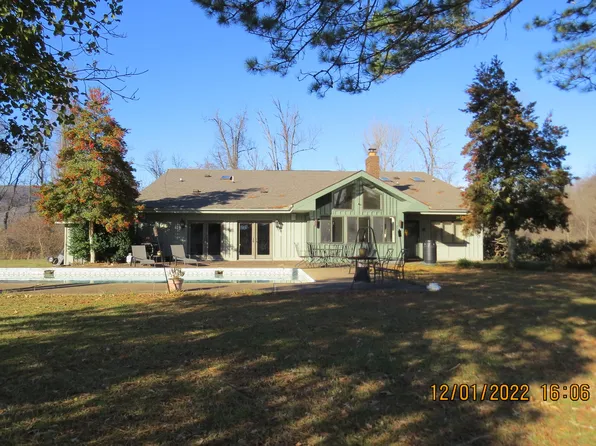 300 Hillside Dr, Baxter, KY 40806