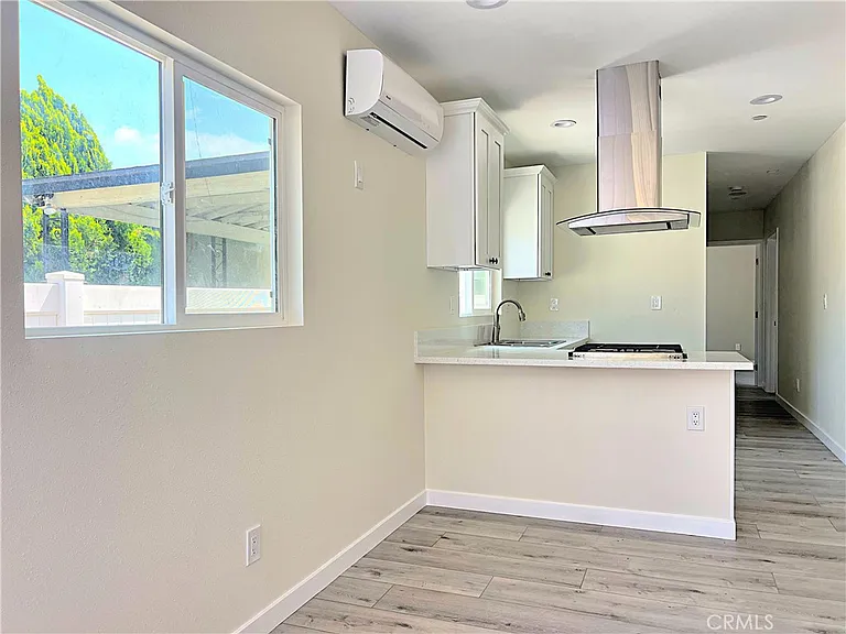 6900 Oso Ave — Photo 7