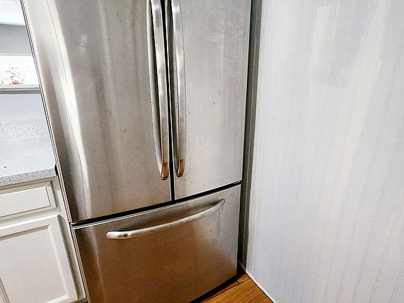 3rd image of 7501 142nd Ave N #560