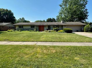 824 Valley O Pines Pkwy, Fort Wayne, IN 46845