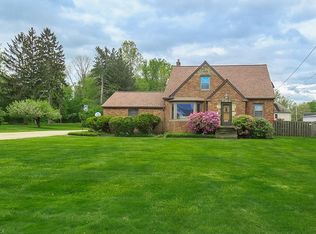 30446 Ridge Rd, Wickliffe, OH 44092
