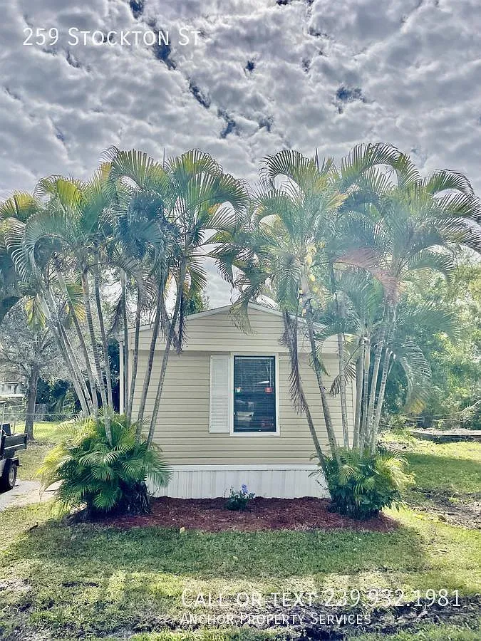 3 bed, 924 sqft, $1,250 — Photo 1