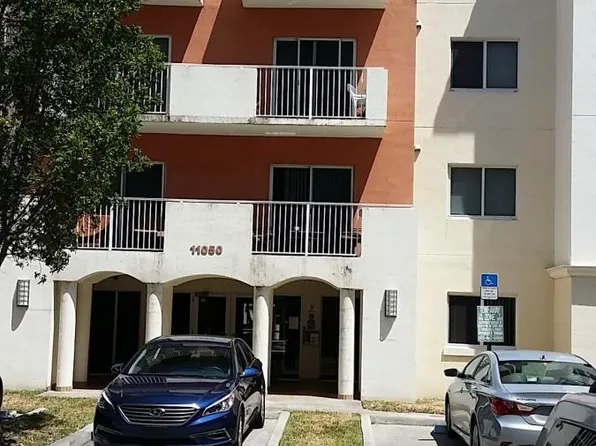 11050 SW 196th St APT 103, Miami, FL 33157