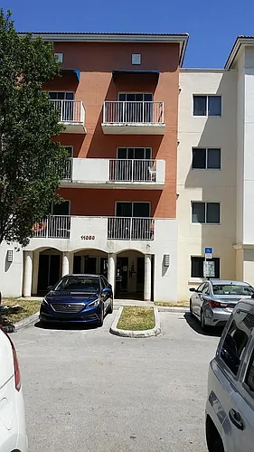 11050 SW 196th St #103 Photo 1