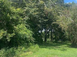 402 E Young St, Dayton, TX 77535