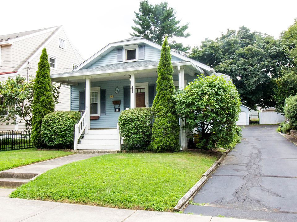 Welcome to 19 Holt Avenue