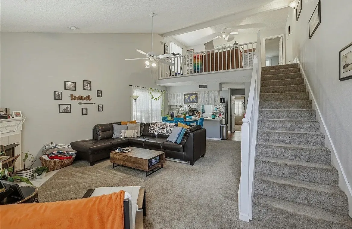 2 bed, 1308 sqft, $1,800 — Photo 4